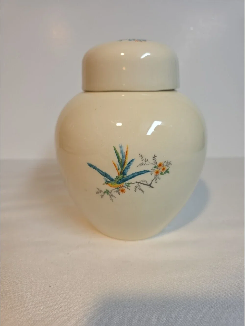 Bird Of Paradise Rice Jar Vase Ginger Jar GB 1981